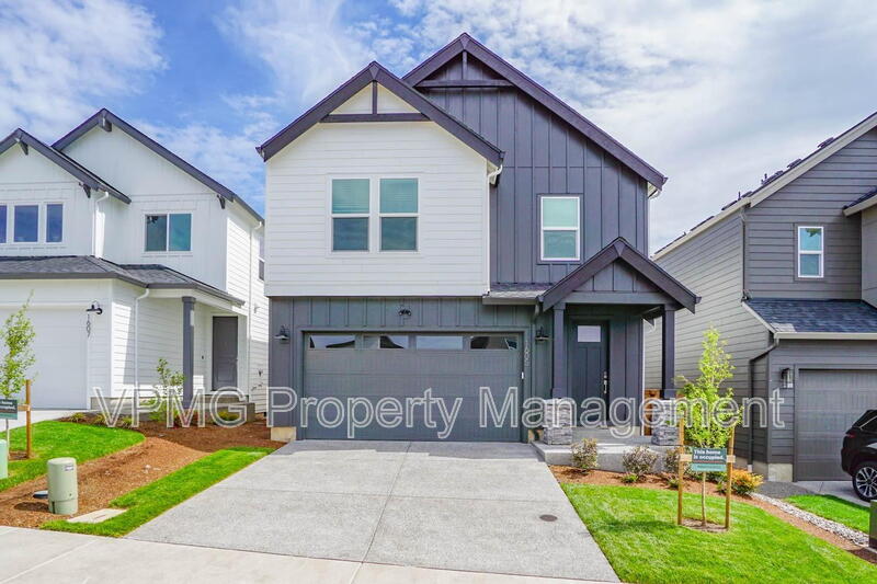 Vancouver House: 1605 Northeast 180th Avenue