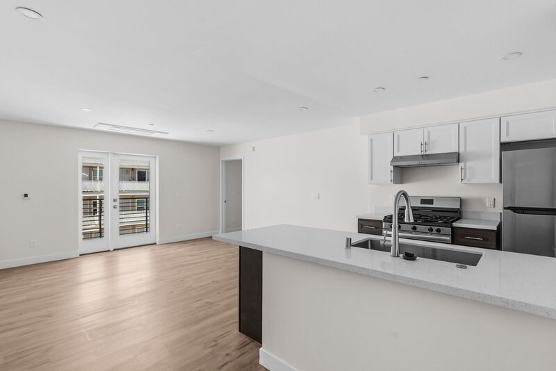 San Diego Condo: 4364 Alabama St - 302