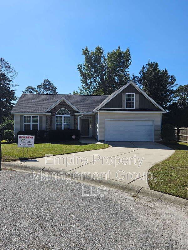 Elgin House: 13 Trillium Ct