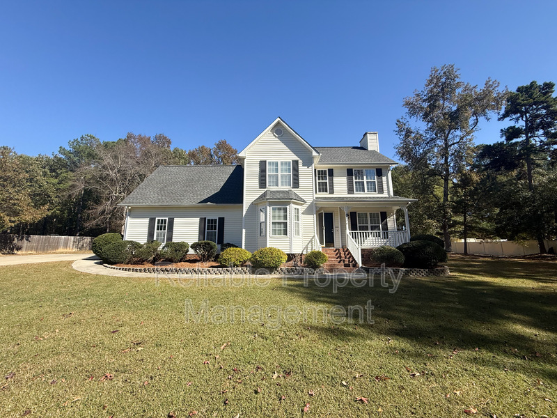 Garner House: 813 Rainer Ct