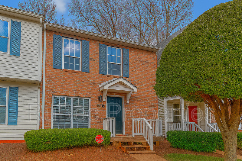 Charlotte Townhome: 6329 Windsor Gate Ln