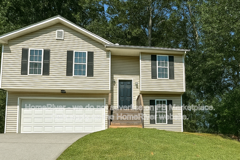 Flowery Branch House: 1021 Bridle Creek Dr