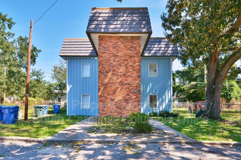 Columbia House: 1304 Suber Street