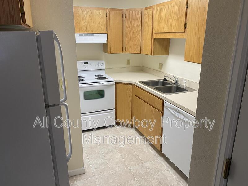 Laramie Condo: 1657 N. 5th St.