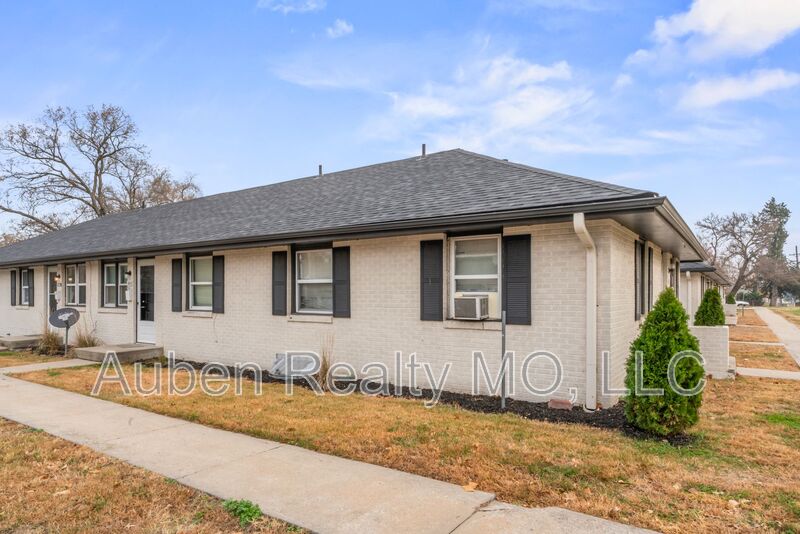 Kansas City Condo: 3143 Puckett Rd