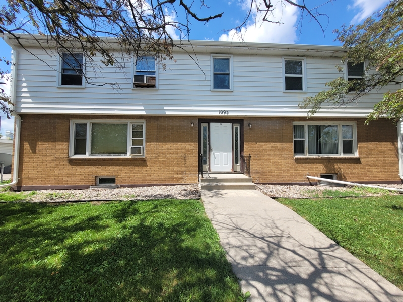 Neenah Condo: 1095 Gillingham Road - B