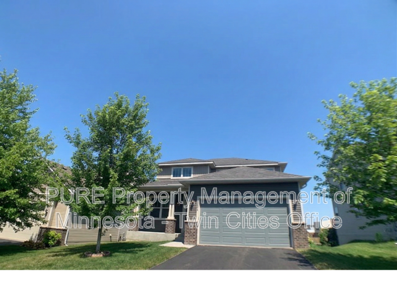 Carver House: 1704 Basswood Ct