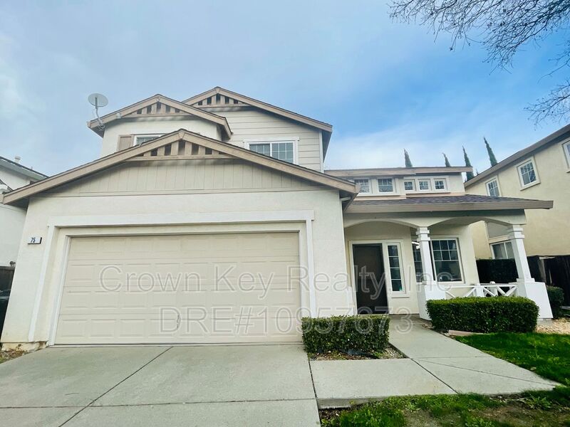 Request a Viewing for 75 Lavender Court Tenant Turner