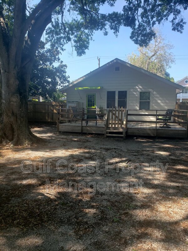 1718 7th Street Sarasota FL 34236 - Photo 15