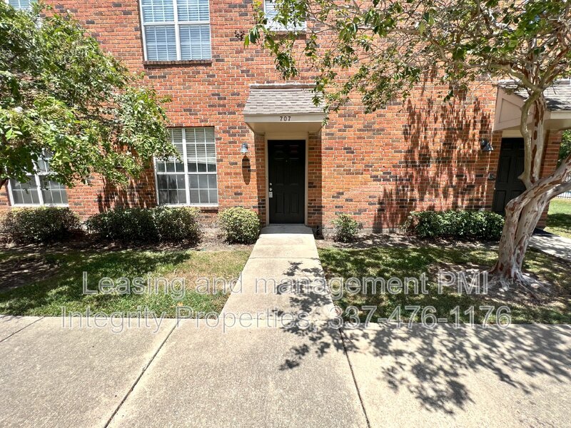 Baton Rouge Townhome: 710 E Boyd Dr apt 707