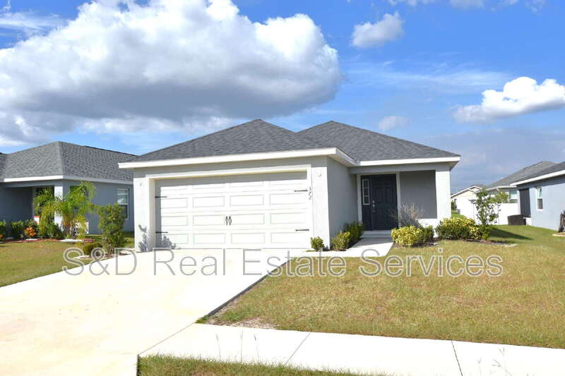 Auburndale House: 372 Cascara Lane