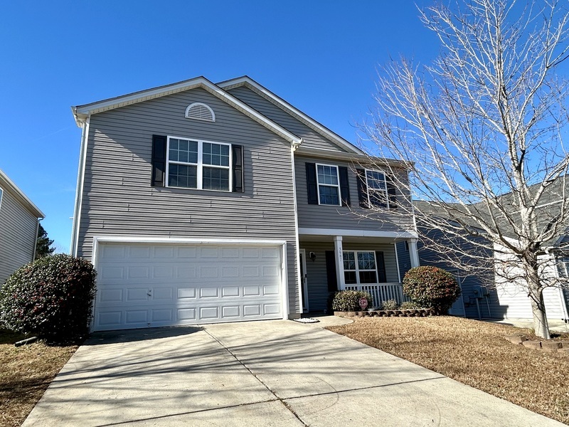 Concord House: 3987 Tallowtree Lane