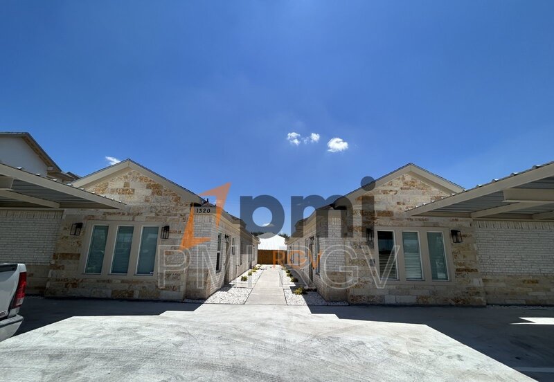 Edinburg Condo: 1320 N Mccoll Rd