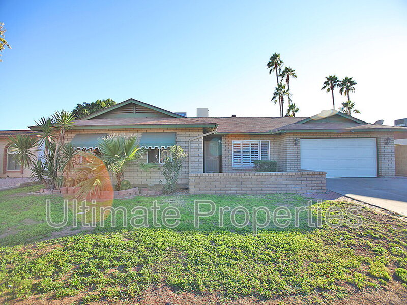 Glendale House: 5325 W Golden Ln