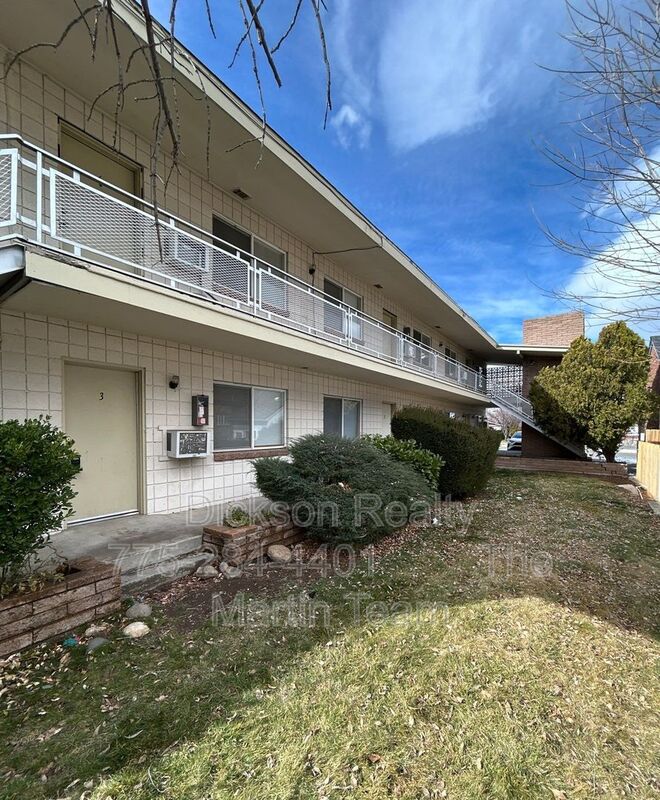 Reno House: 218 Mount Rose Street