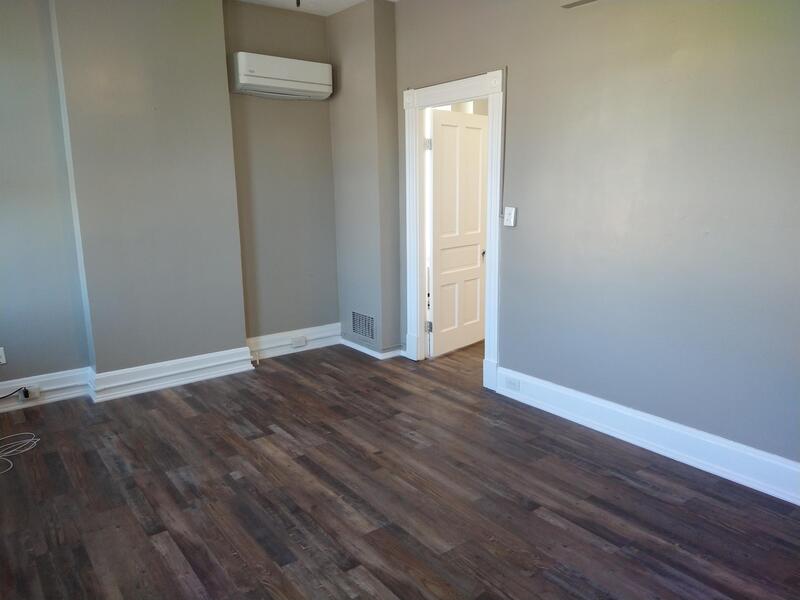 St. Bernard Condo: 4600 Vine Street - 3