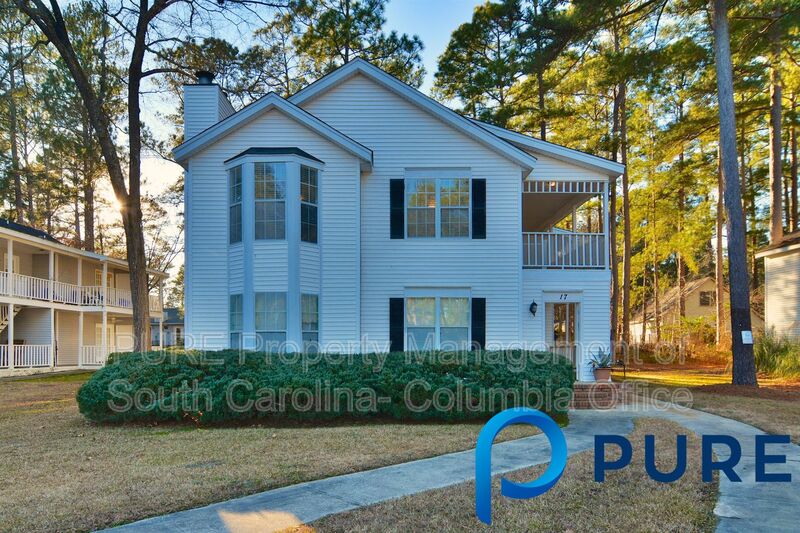 Columbia House: 17A Battery Walk Ct