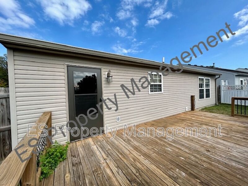 Beautiful 3 bedroom in Camby! - Photo 28