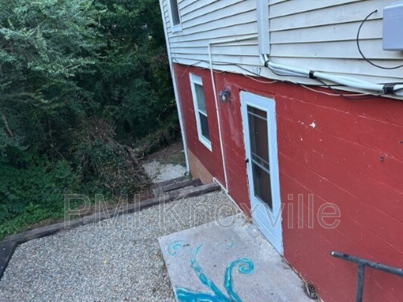 Maryville Condo: 417 Landau Dr