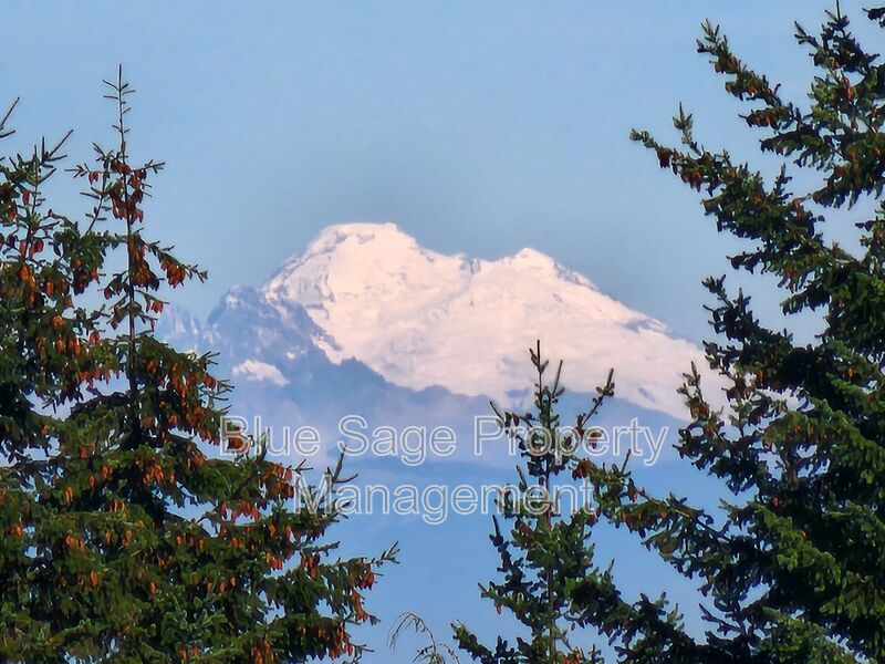 Sequim House: 1965 Baker View Dr