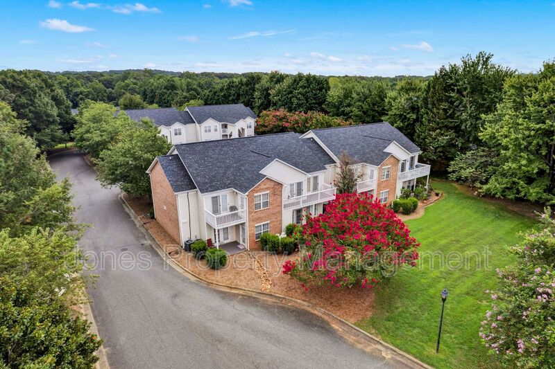 GASTONIA Condo: 1522 Union Road