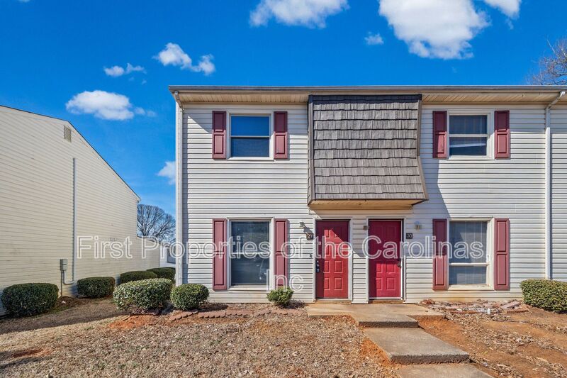 Charlotte Condo: 7906 Oak Meadow Ct.