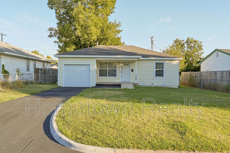 Lawton House: 1407 NW Logan Avenue