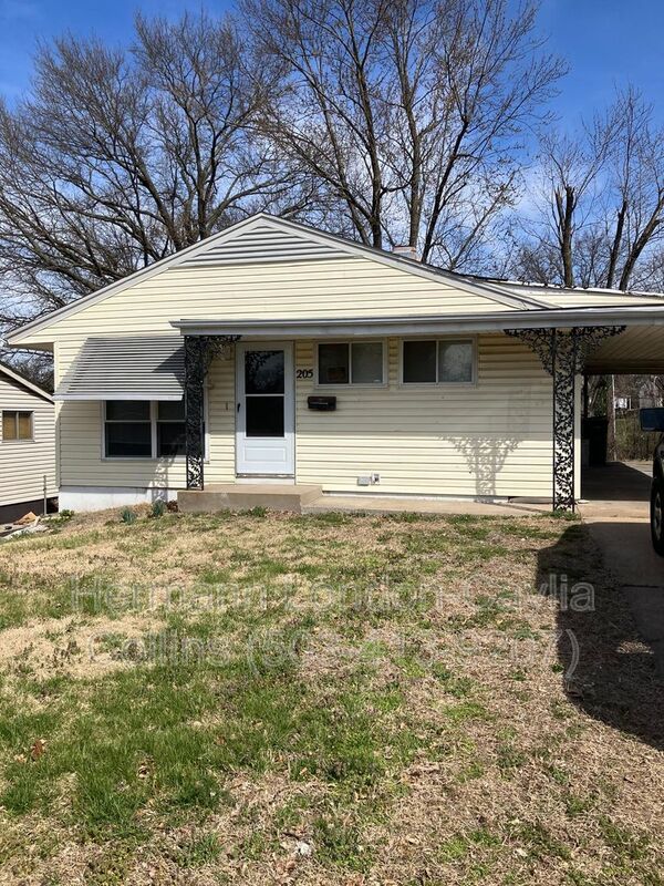 Saint Louis House: 205 Ben Nevis Road