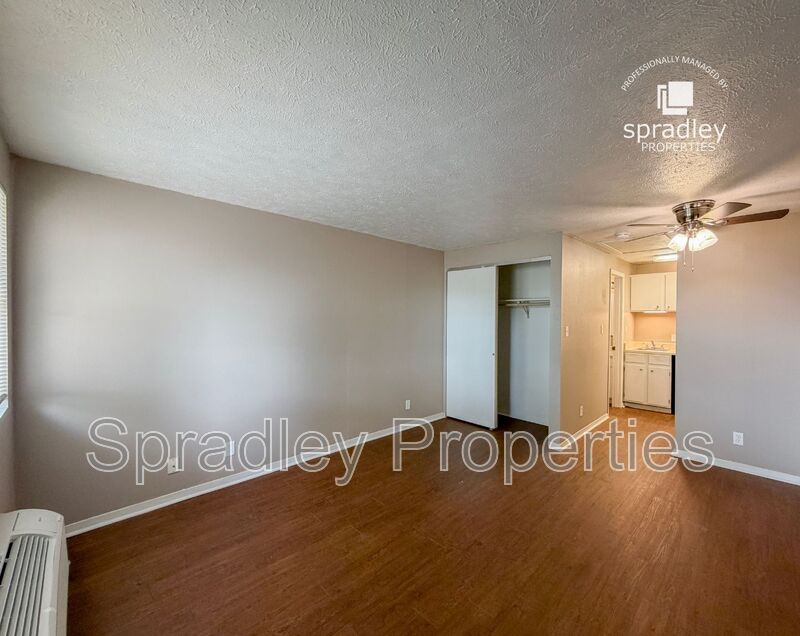 Temple Condo: 608 John Paul Jones Dr