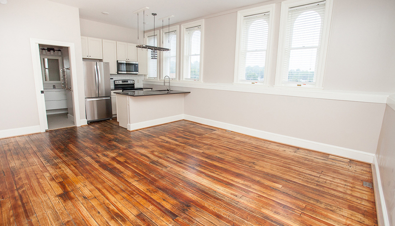 Harrisonburg Condo: 122 S. Main Street Suite 402