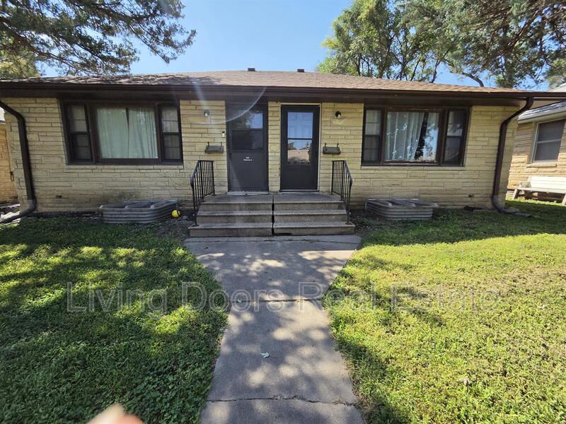 Lincoln Condo: 1249 Dakota St