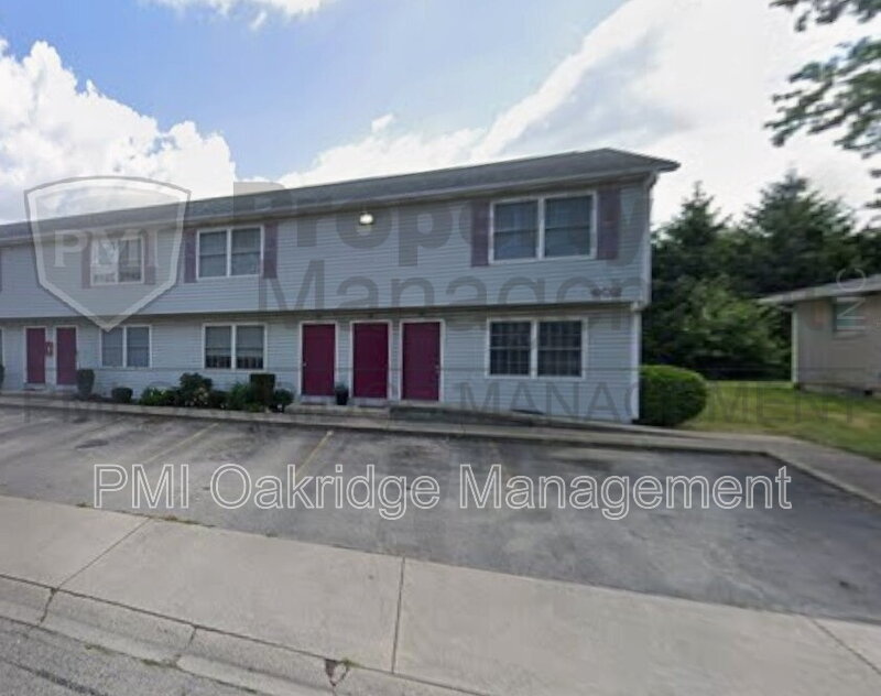 Covington Condo: 402 North Owens Drive