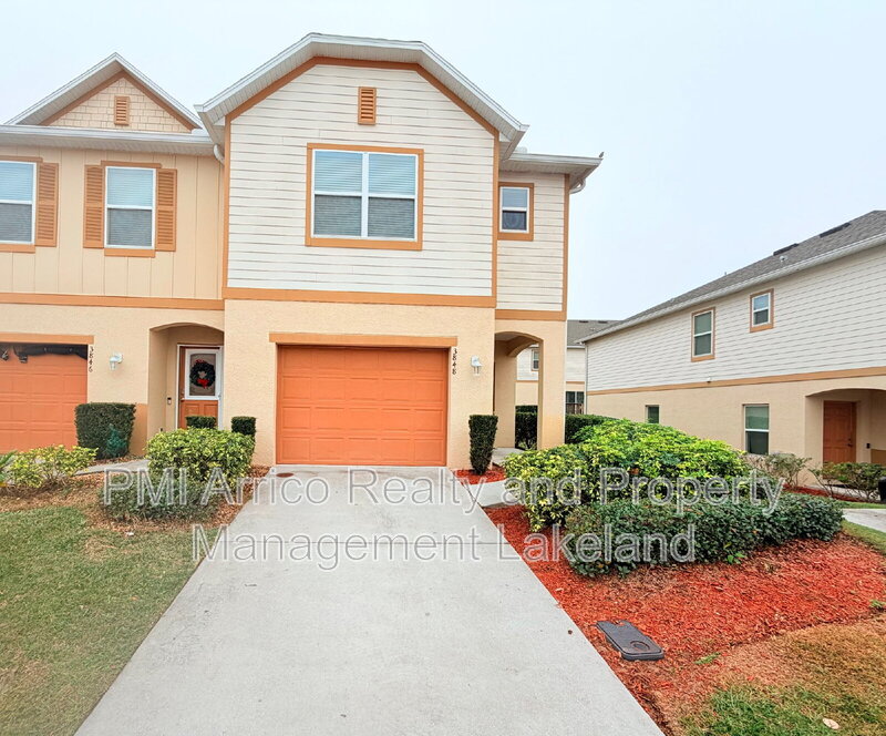 Lakeland Townhome: 3848 Exeter Lane
