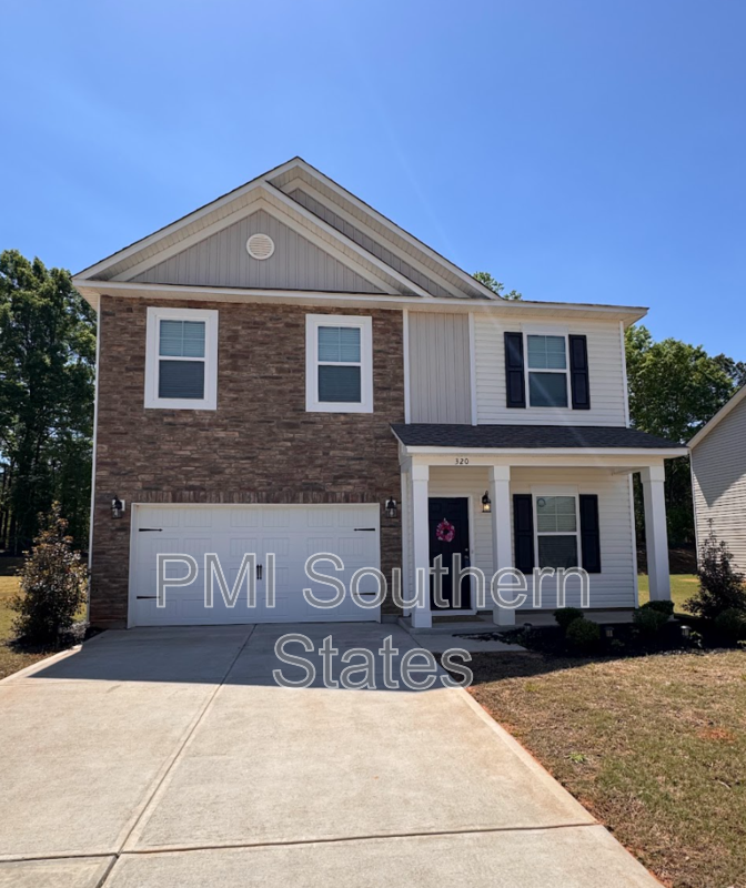 Anderson House: 320 Alameda Ln