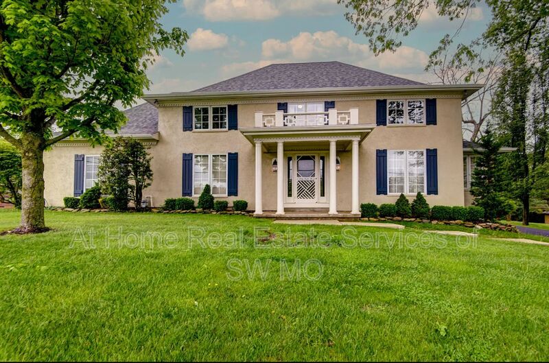 Springfield House: 4810 E. Farm Road 132
