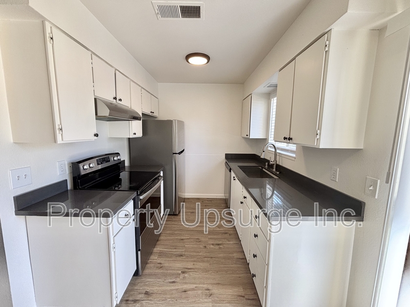 Redding Apartment: 715 Mary St