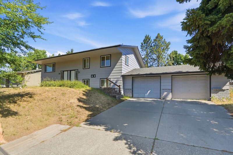 Spokane Valley House: 10923 E 16th Ave