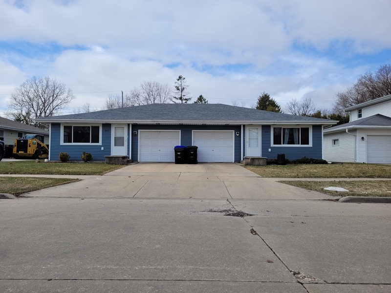 Appleton Condo: 1629/1631 North Birchwood Avenue - 1629