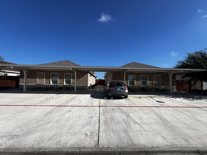 Alton Condo: 1327 W Garfield Ave