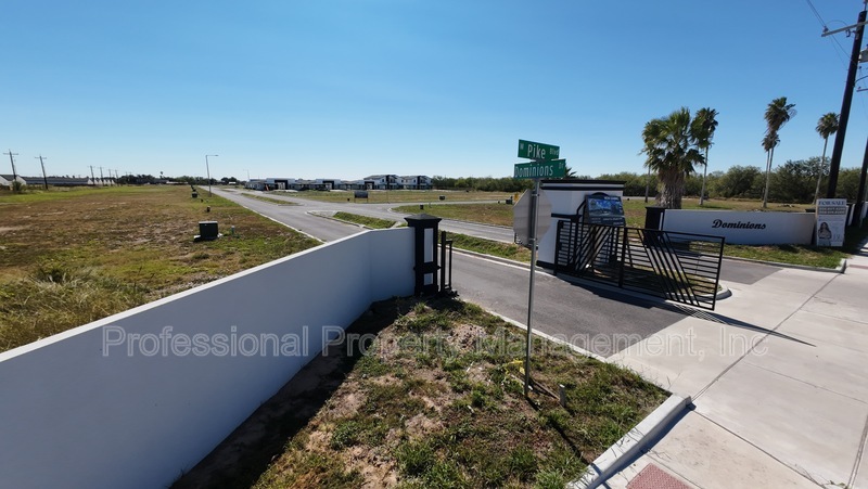 Weslaco Condo: 2808 Charlie Road