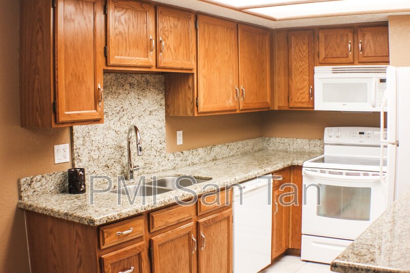 Mesa Condo: 2146 West Isabella Avenue