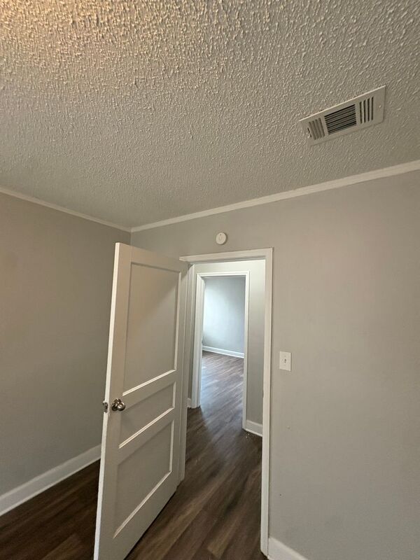 Memphis House: 993 Gordon St