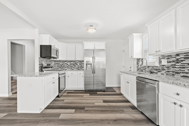 Norfolk House: 3405 Somme Avenue