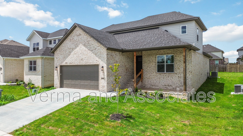 Centerton House: 1061 Whistler St
