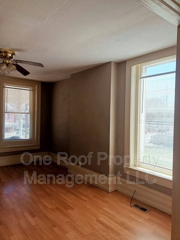 Kansas City House: 716 Indiana Ave