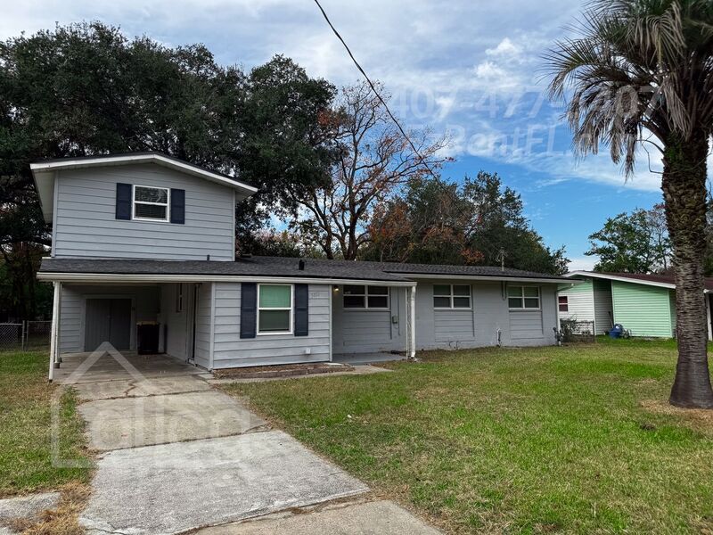 Jacksonville House: 3812 Rodby Dr.