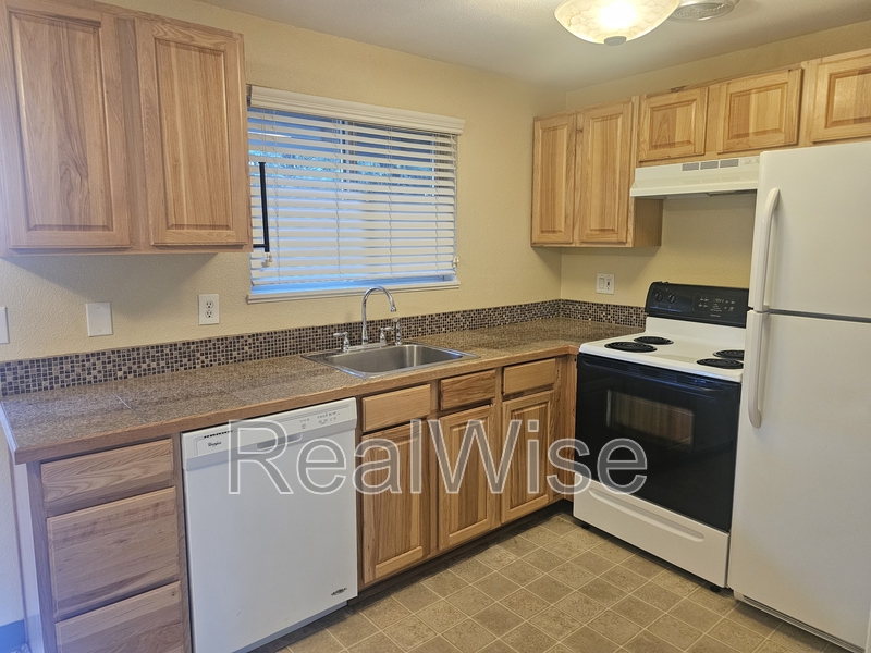 Tigard Condo: 12580 SW 128th Ave