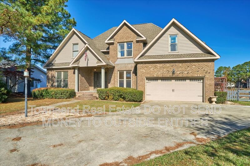 Vass House: 695 Cedar Pt.