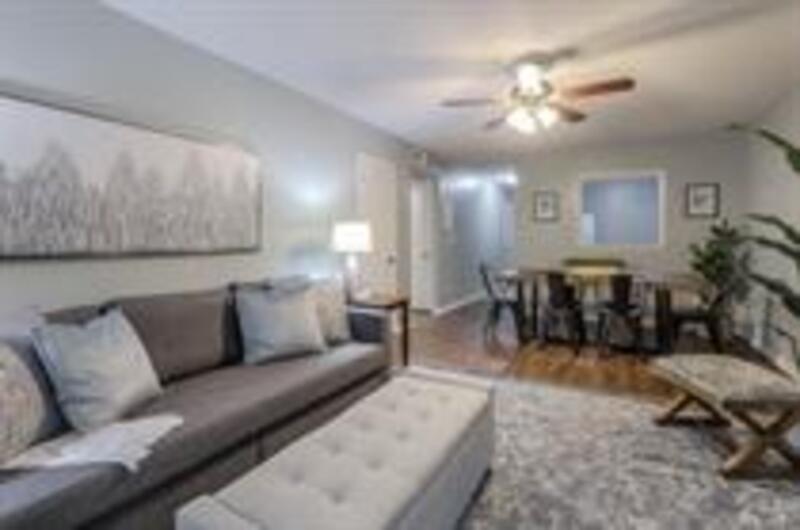 Overland Park Condo: 8327 Lowell Ave - 1