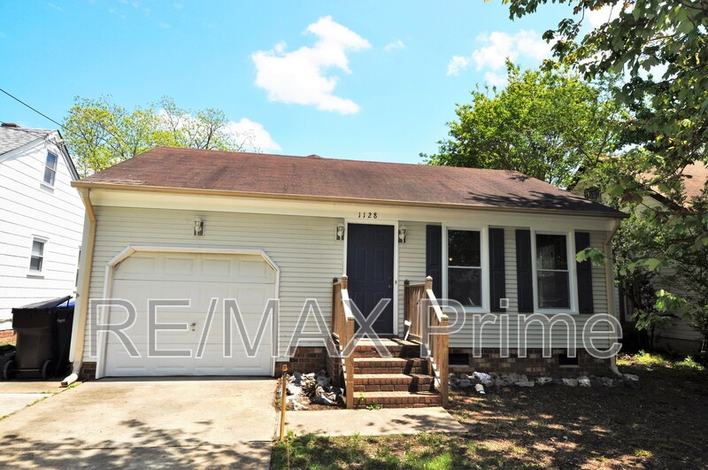 CHESAPEAKE House: 1128 HAZEL AVENUE